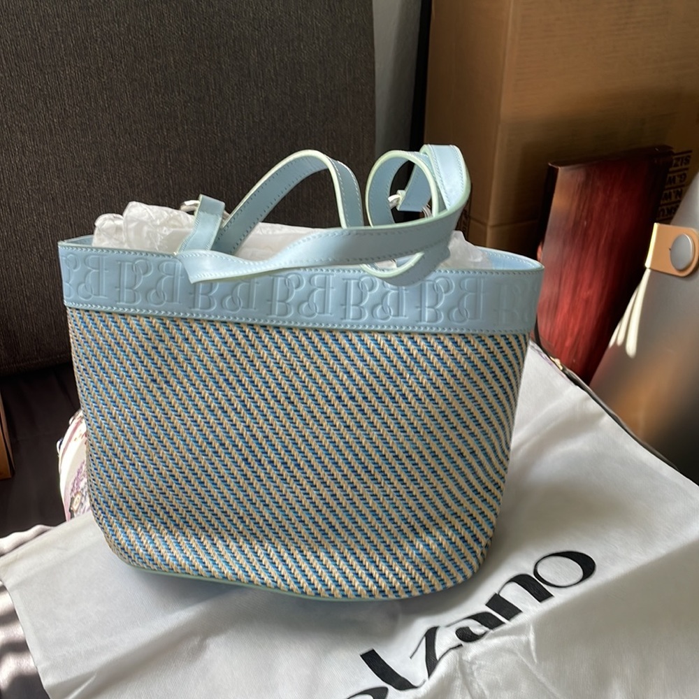 Bolzano Blue and Cream Women's Tote Bag NWOT - Picture 3 of 10